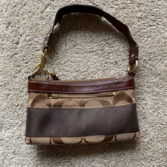 Small Coach handbag - Picture 2 of 4